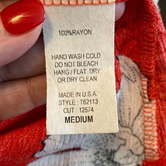 ODDY One Shoulder Red Floral Blouse - Picture 6 of 8